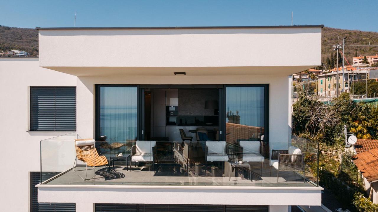 Luxury Apartment Iris Adriatica ***** Opatija Extérieur photo