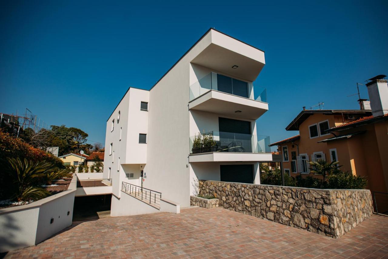 Luxury Apartment Iris Adriatica ***** Opatija Extérieur photo